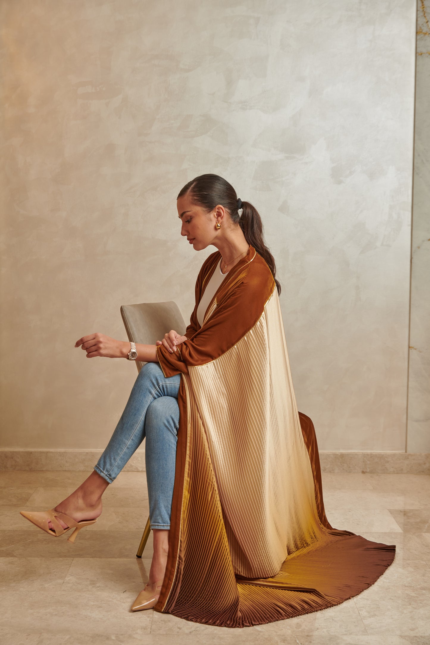 Yellow/Brown Pleated Ombre Velvet Abaya